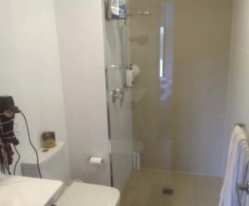 Unfurnished room with own bathroom