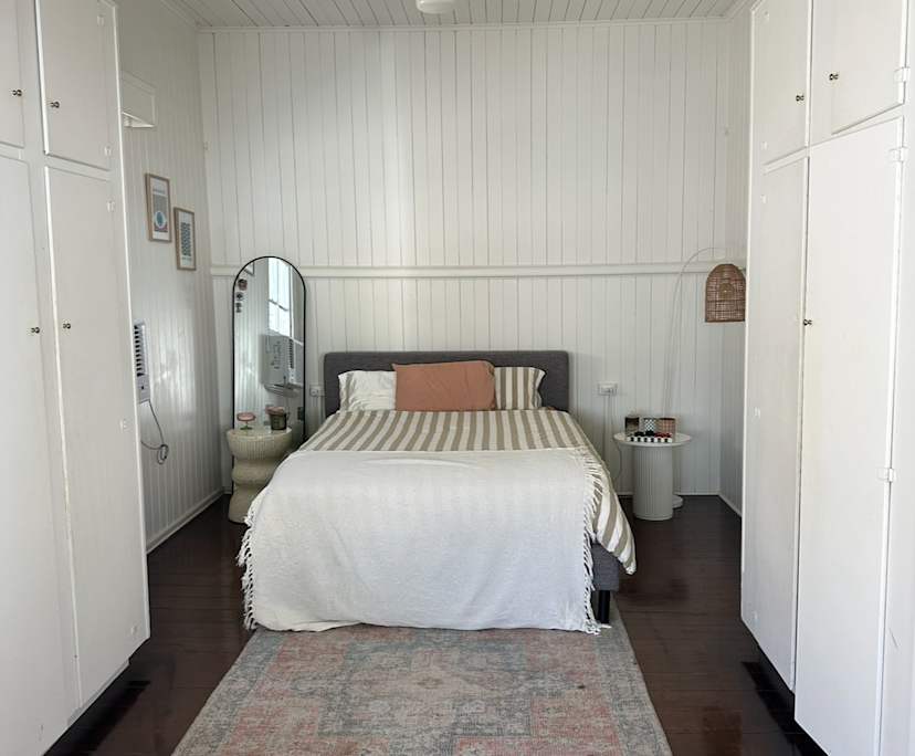 Unfurnished room in a share house