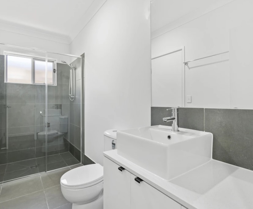 $315, Share-house, 3 bathrooms, Holmview QLD 4207