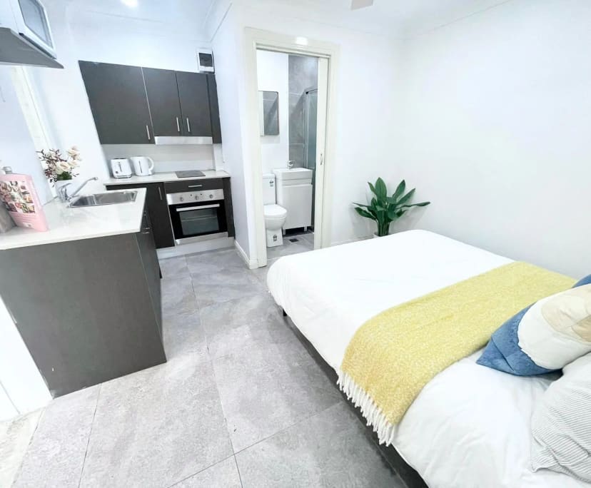 $485, Studio, 1 bathroom, Petersham NSW 2049