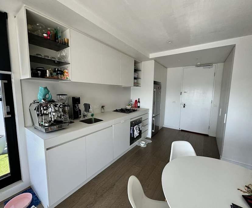 $500, Flatshare, 2 bathrooms, Windsor VIC 3181