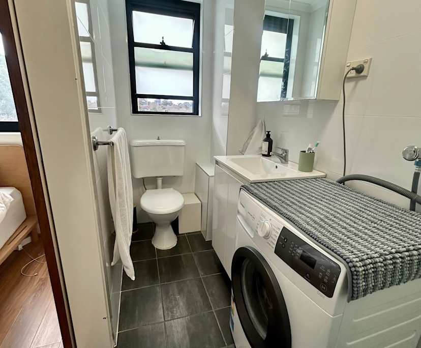 $700, 1-bed, 1 bathroom, Surry Hills NSW 2010