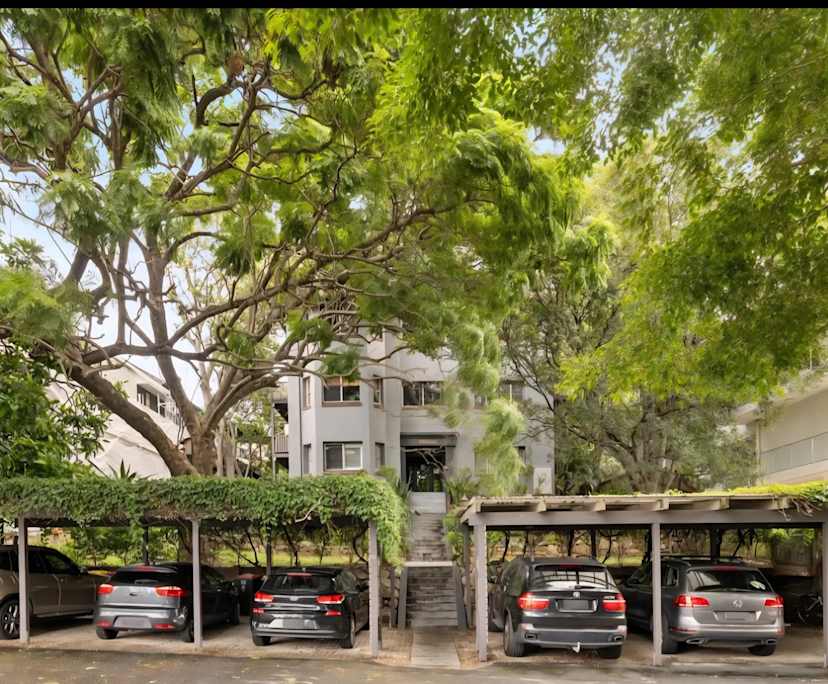 $350, Flatshare, 2 bathrooms, Bowen Hills QLD 4006