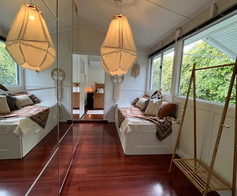 Furnished room with own bathroom