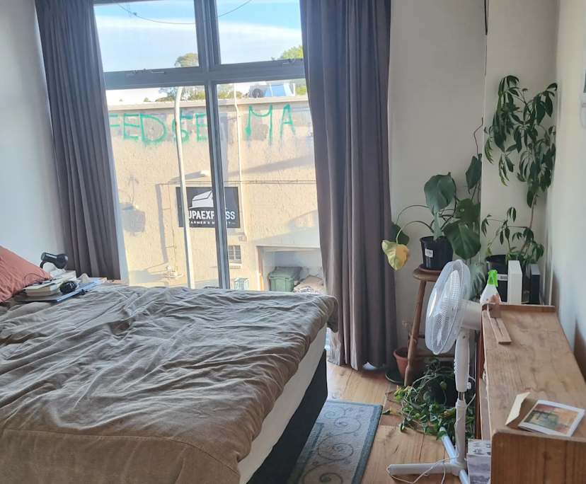 Unfurnished room with own bathroom