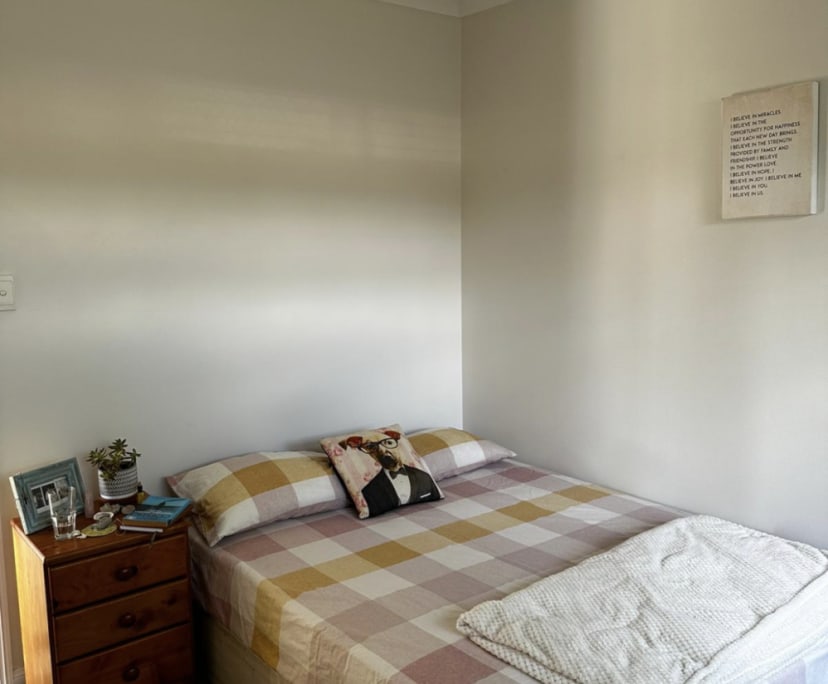 Room in a share house