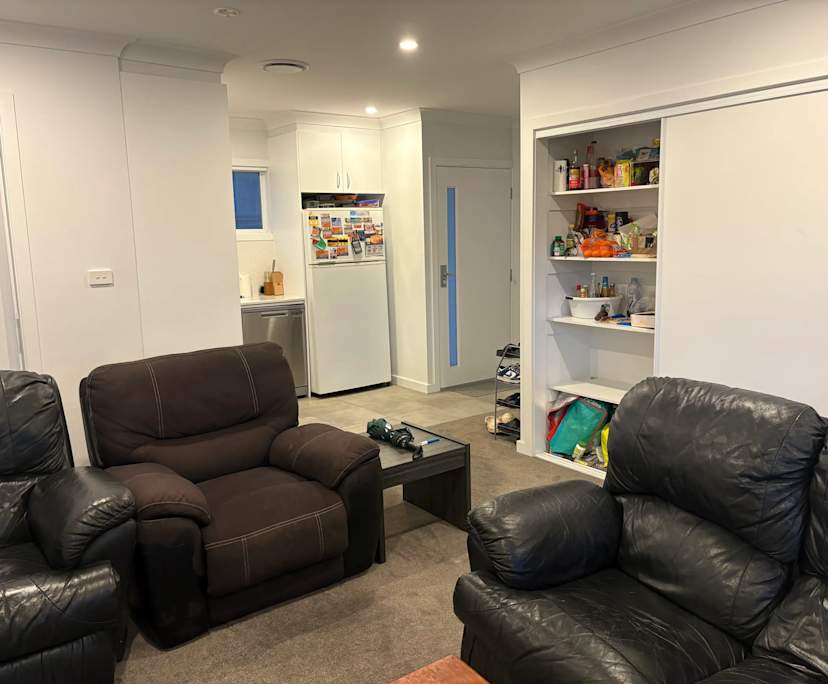 Unfurnished room in a share house