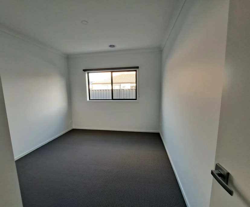 $200, Share-house, 3 bathrooms, Doreen VIC 3754