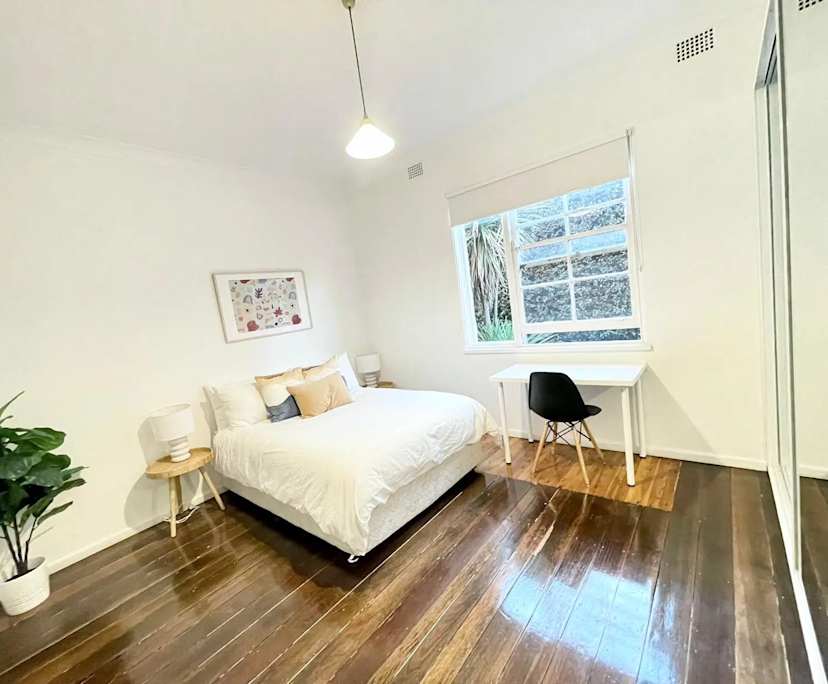 $580, 1-bed, 1 bathroom, Burwood NSW 2134