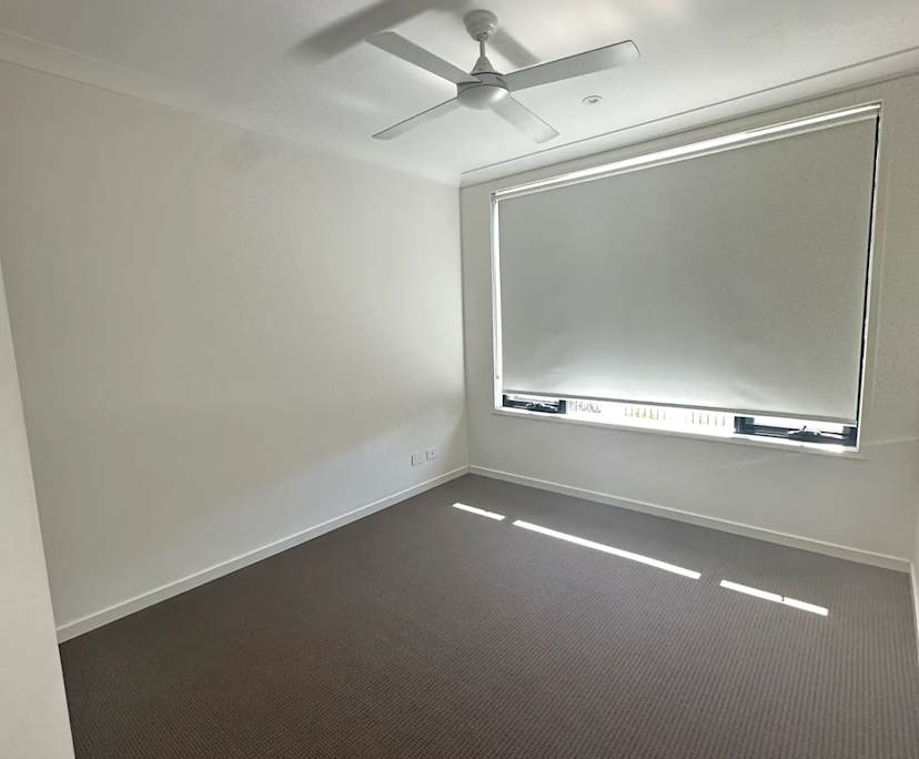 $240, Share-house, 4 bathrooms, Spring Mountain QLD 4300