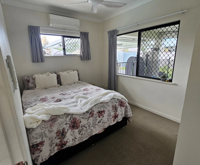 Unfurnished room in a share house