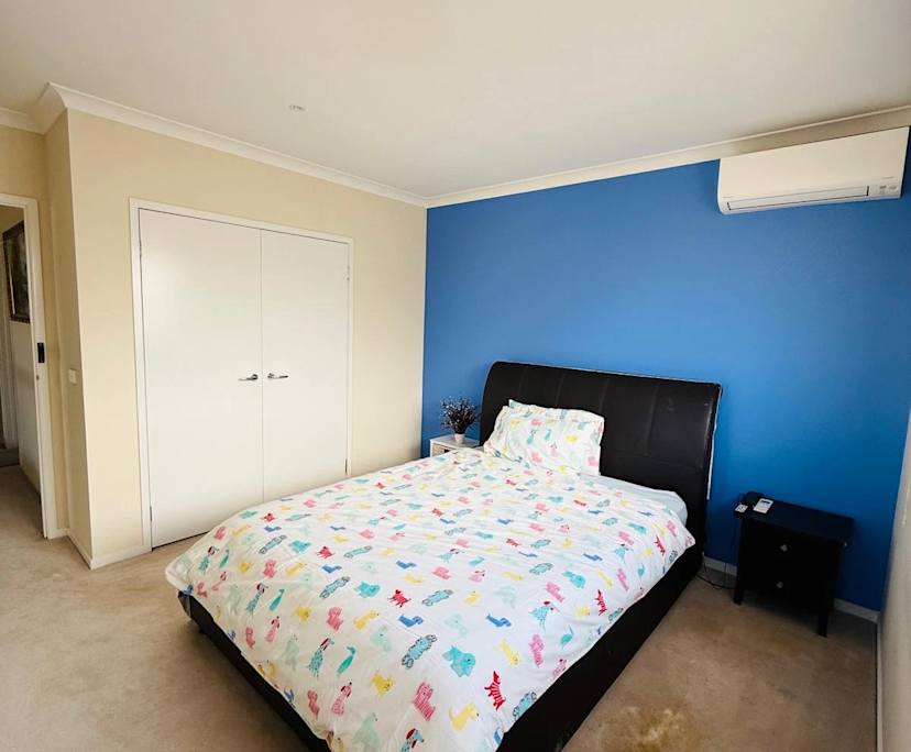 $260, Share-house, 2 bathrooms, Lyndhurst VIC 3975
