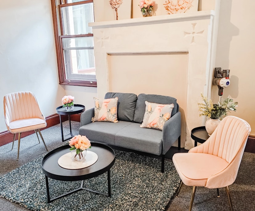 Room for Rent in Sydenham, Sydney 300, Furnished,...