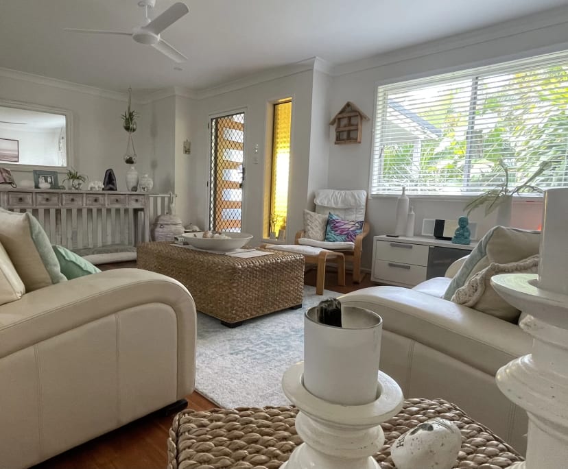 $350, Homestay, 3 bathrooms, Yeppoon QLD 4703