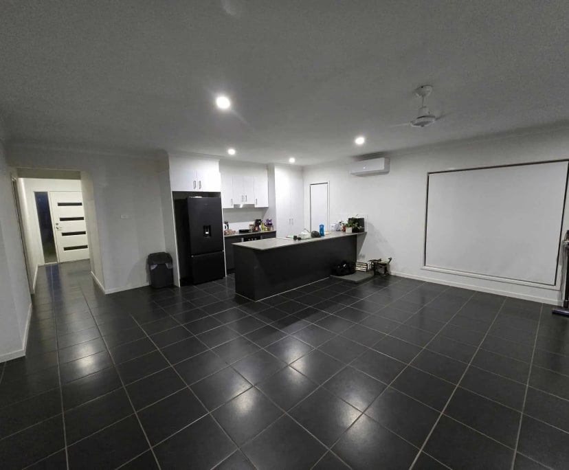 propertyImage