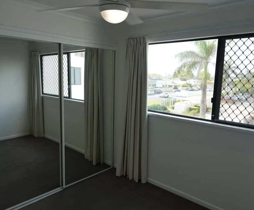 $350, Flatshare, 3 bathrooms, Marcoola QLD 4564