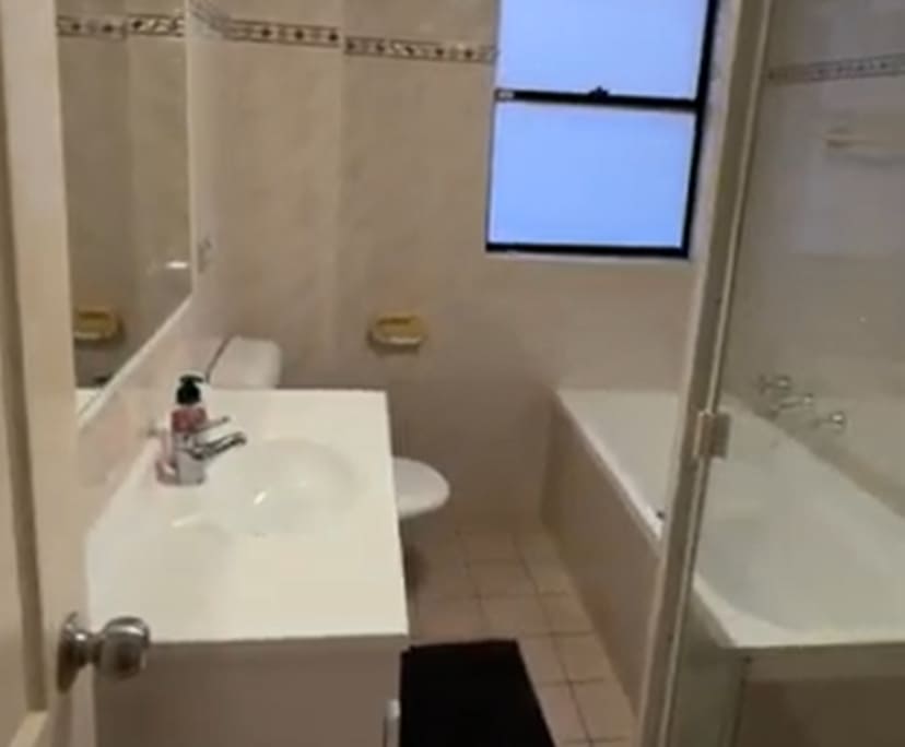 $320-330, Flatshare, 3 rooms, Homebush West NSW 2140, Homebush West NSW 2140