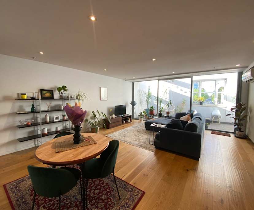 $630, 1-bed, 1 bathroom, Collingwood VIC 3066