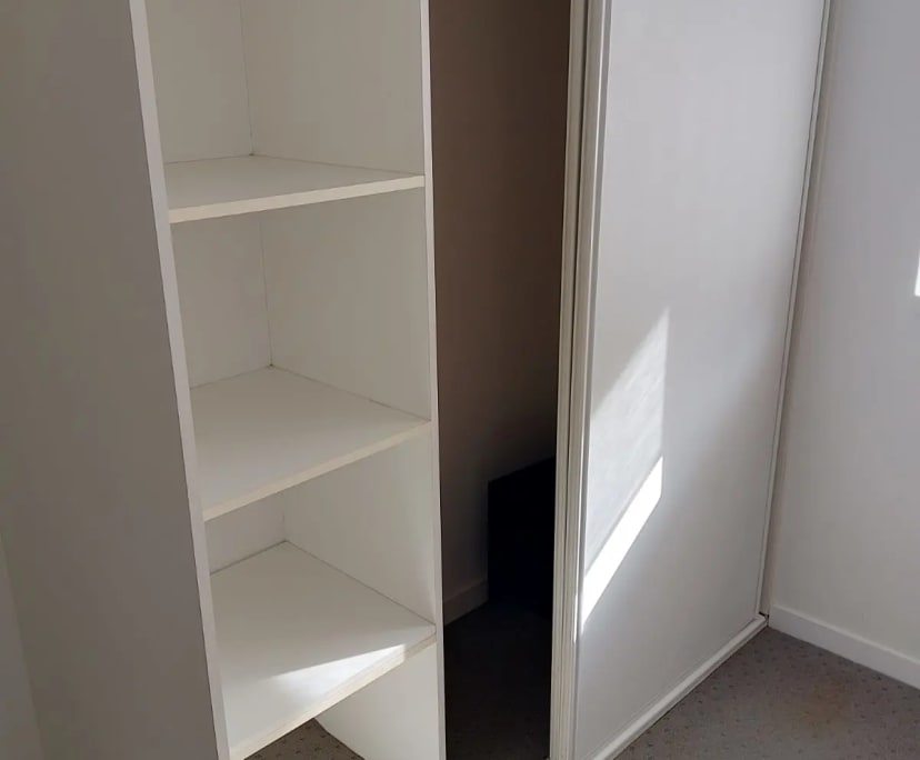 $250, Flatshare, 3 bathrooms, Taringa QLD 4068