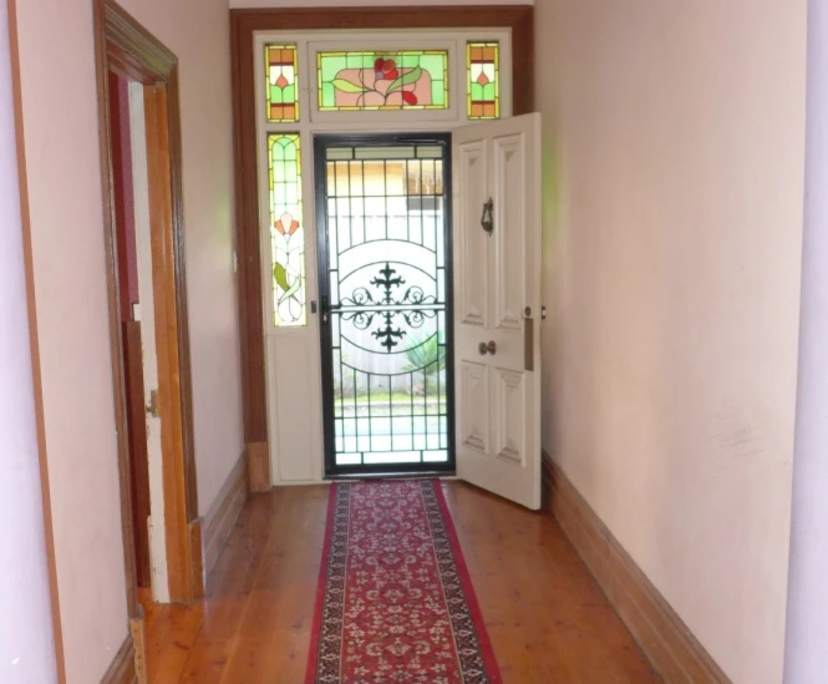 Unfurnished room in a share house