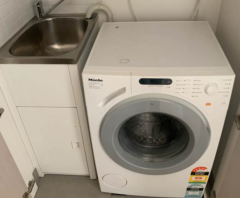 $330, Flatshare, 3 bathrooms, Parkville VIC 3052