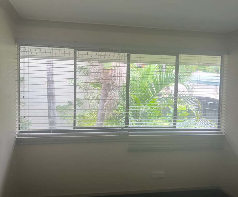 $350, Share-house, 4 bathrooms, Benowa QLD 4217