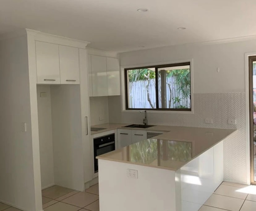 Room for Rent in Sunshine Beach, Sunshine Coast 2...