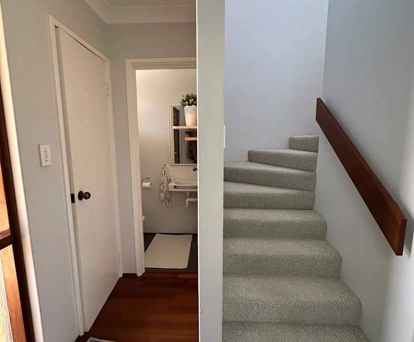 $850, Whole-property, 3 bathrooms, Woodlands WA 6018