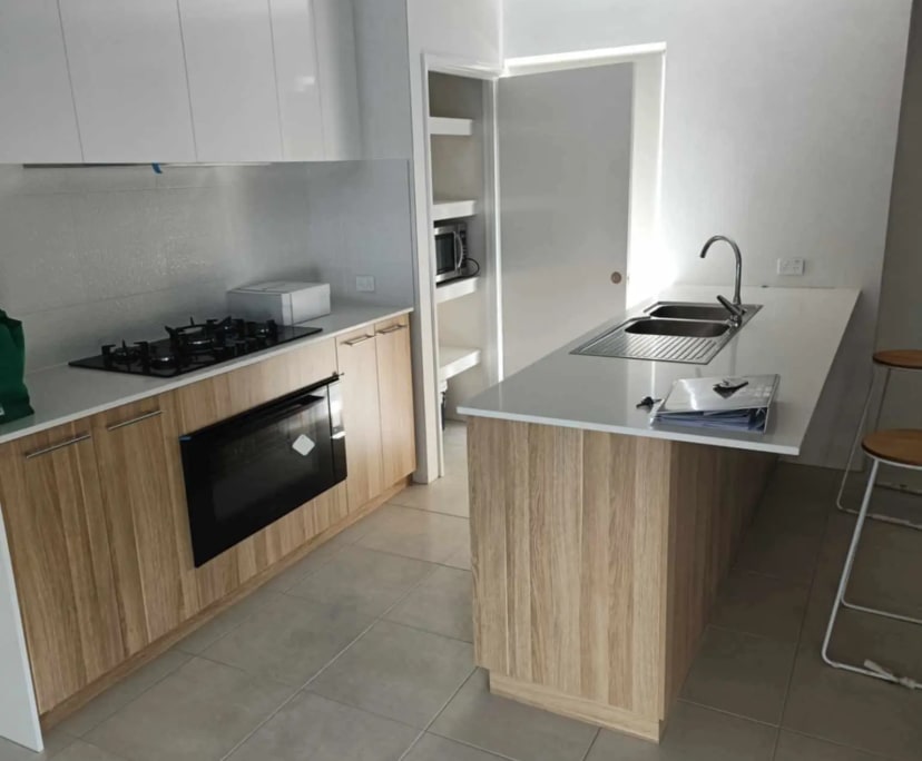 Room in a share house