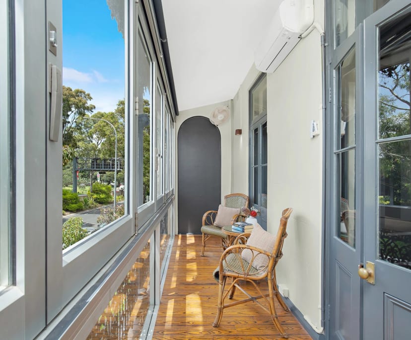 $970, 1-bed, 1 bathroom, Surry Hills NSW 2010