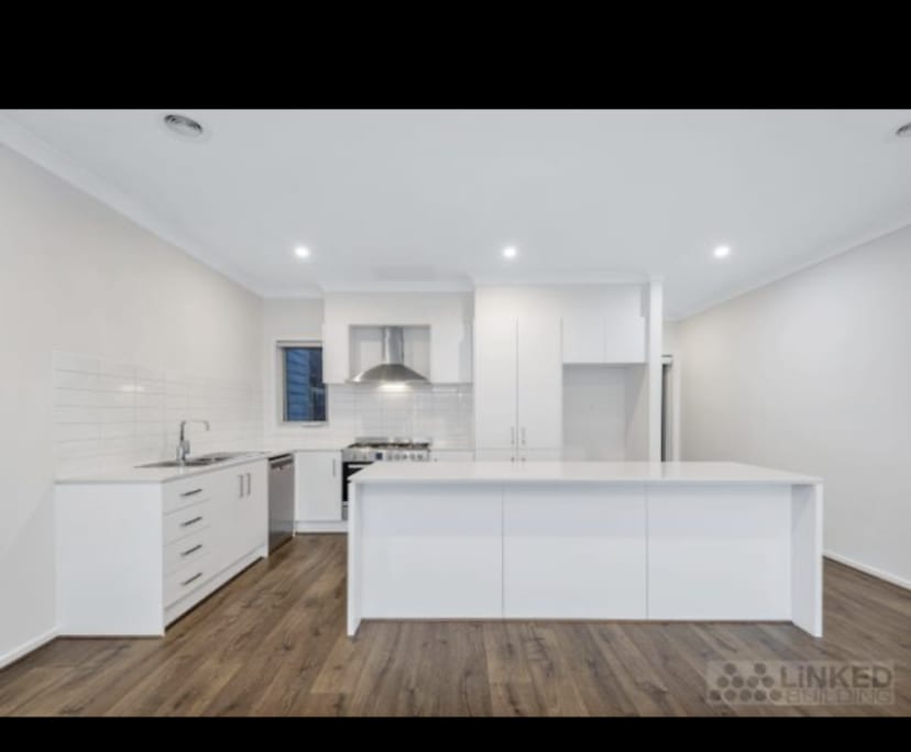 Unfurnished room in a share house