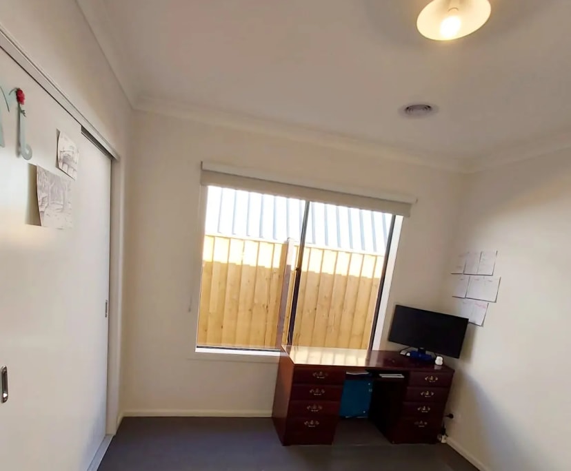 Room for Rent in Diggers Rest, Melbourne 210, Fle...