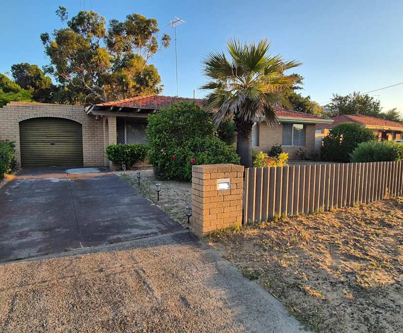 $350, Share-house, 3 bathrooms, Craigie WA 6025