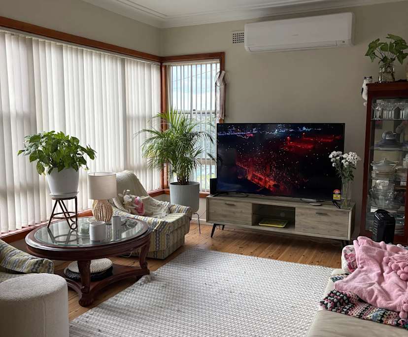 Whole property with 3 rooms for rent