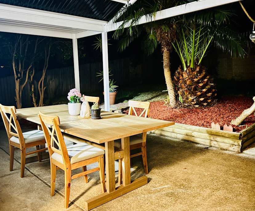 Room in a share house