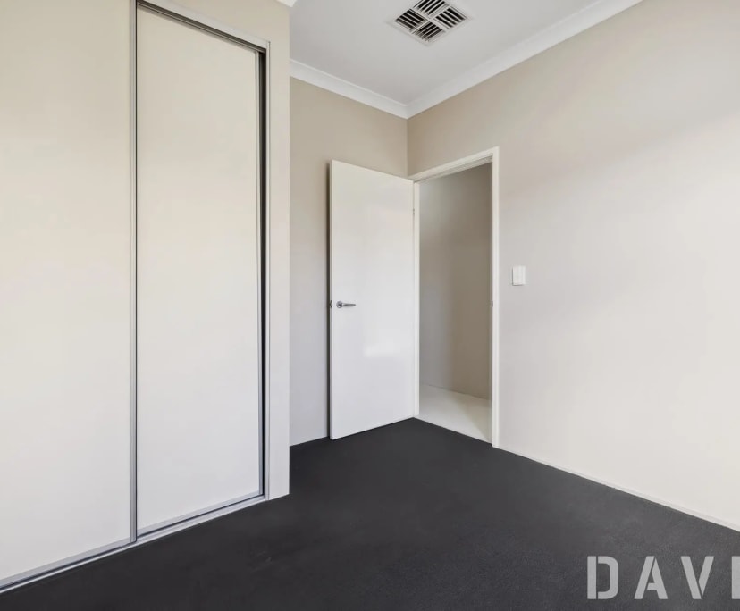 Unfurnished room with own bathroom