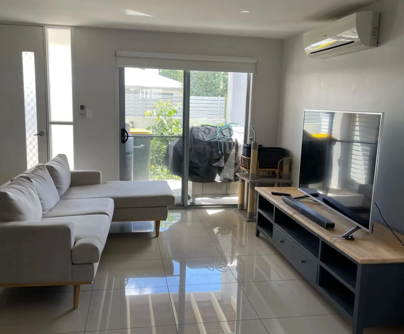 $370, Share-house, 3 bathrooms, Dakabin QLD 4503