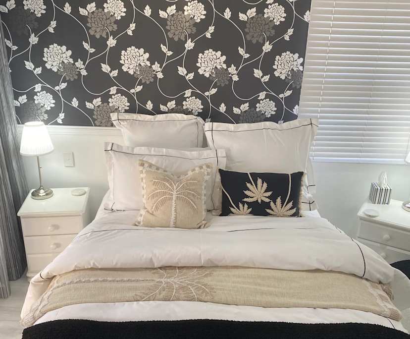 Furnished room with ensuite in a share house