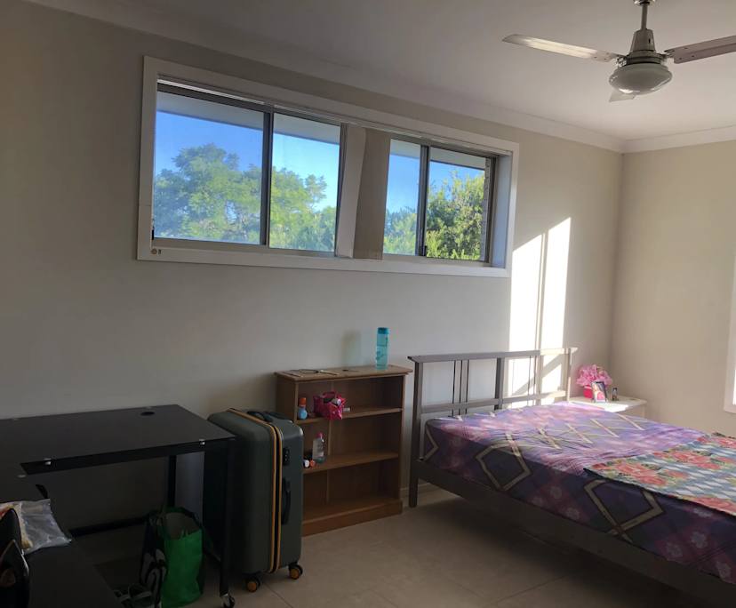 Room in a share house