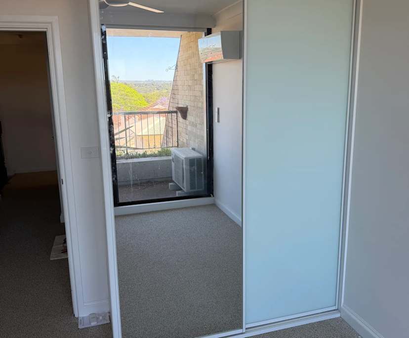 $350, Flatshare, 2 bathrooms, Neutral Bay NSW 2089