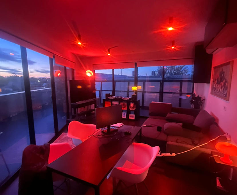 Furnished room in a flatshare