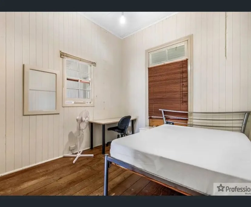 Room for Rent in Dutton Park, Brisbane 280, Furni...