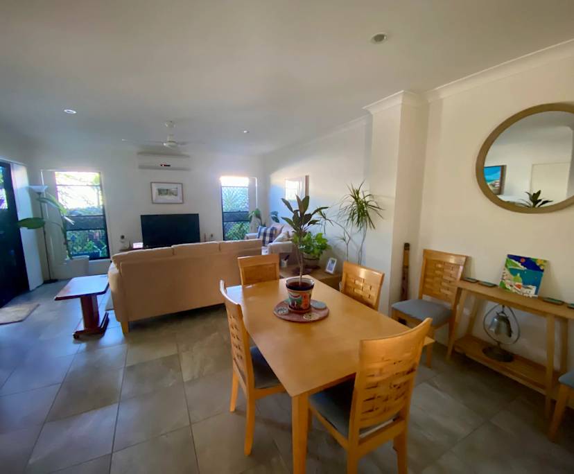 Room in a share house