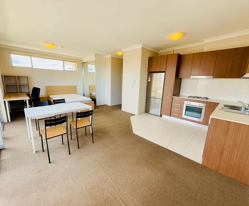$490, 1-bed, 1 bathroom, Kingsford NSW 2032