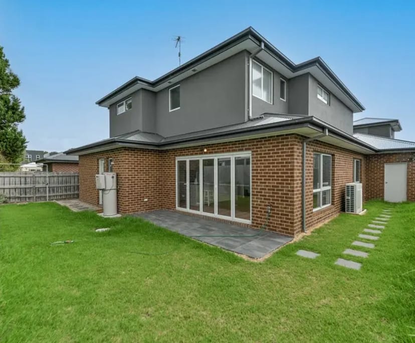 Room for Rent in Safety Beach, VIC 220, Unfurnish...