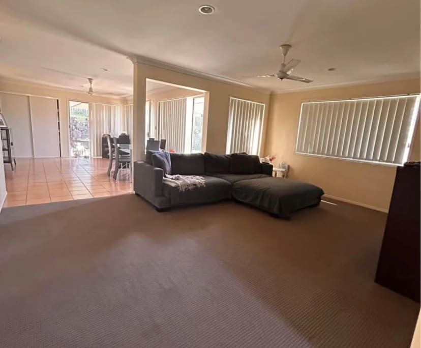 $350, Share-house, 4 bathrooms, Upper Coomera QLD 4209