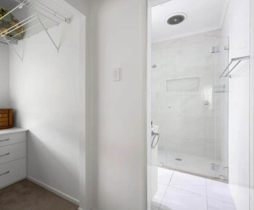 $375, Share-house, 5 bathrooms, West Mackay QLD 4740