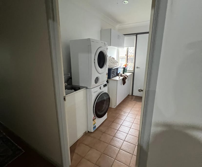 $350, Share-house, 3 bathrooms, Springfield QLD 4300