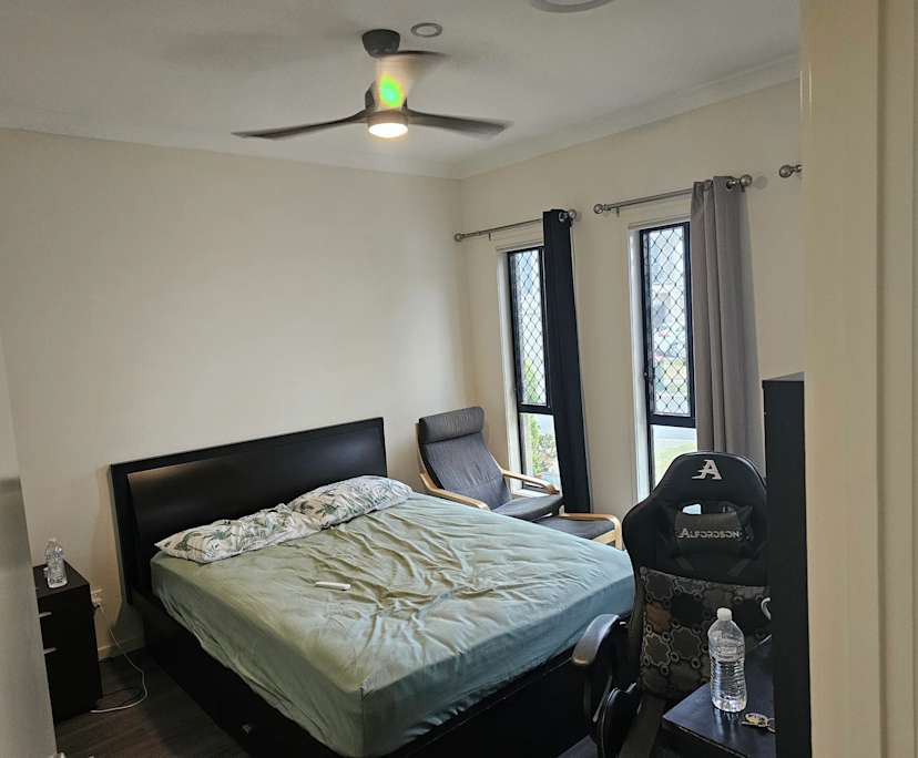 $250, Share-house, 3 bathrooms, North Lakes QLD 4509