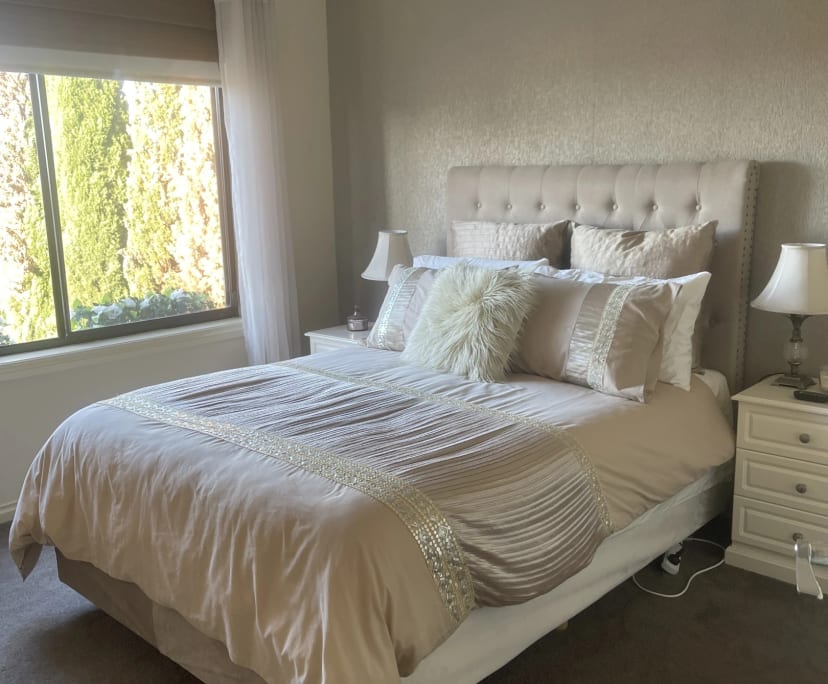 $250, Share-house, 3 bathrooms, Kennington VIC 3550